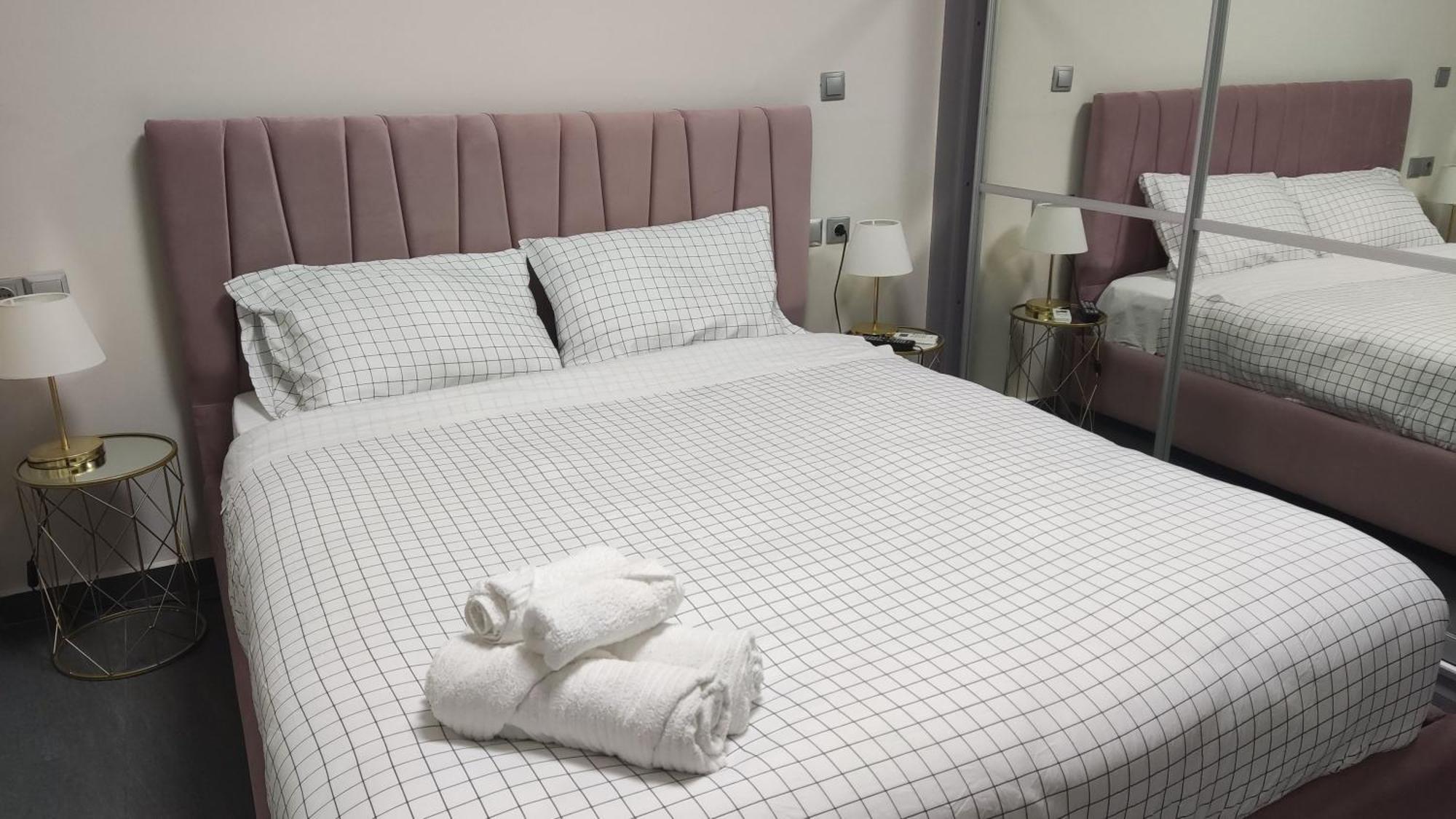 Ermou Downtown Suites By Athens Urban Retreat ภายนอก รูปภาพ