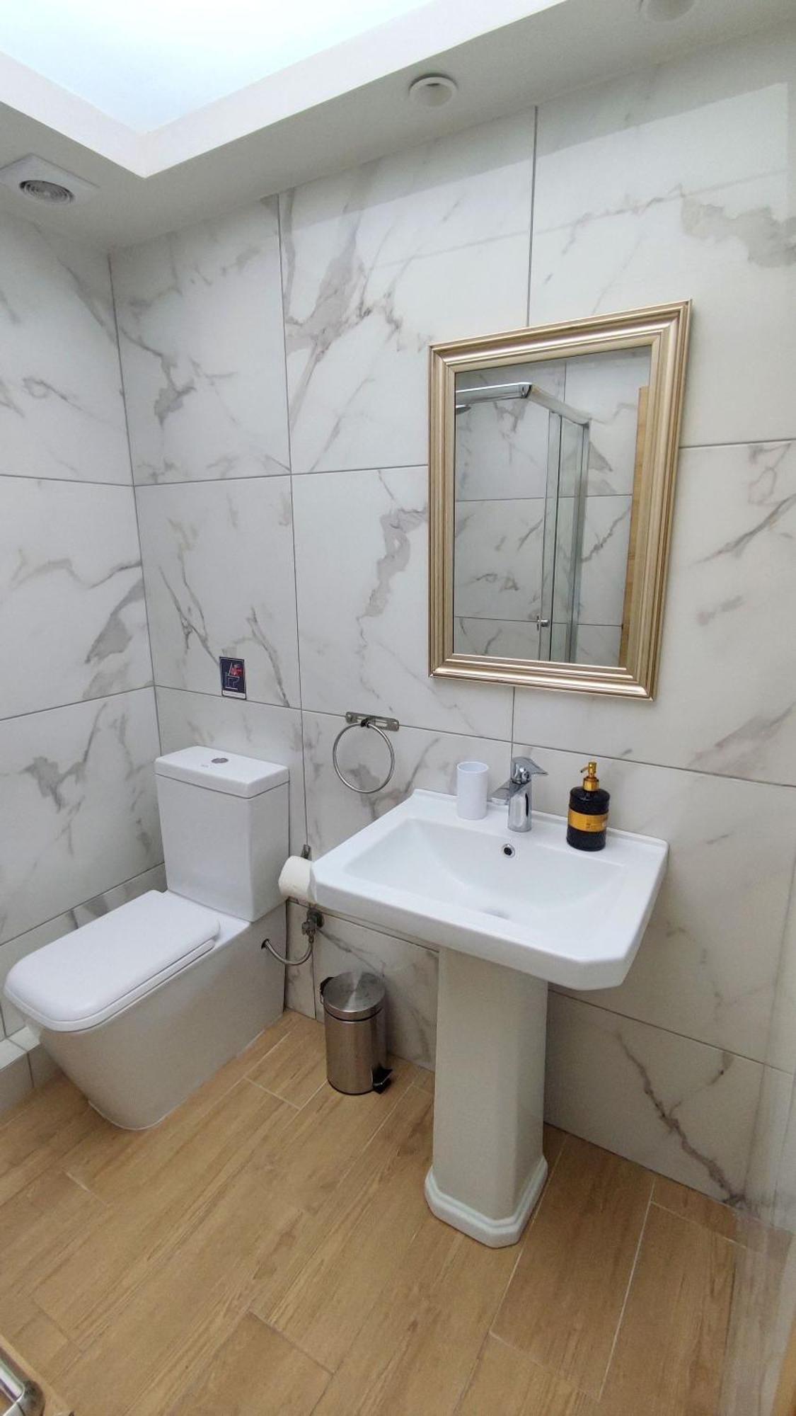 Ermou Downtown Suites By Athens Urban Retreat ภายนอก รูปภาพ