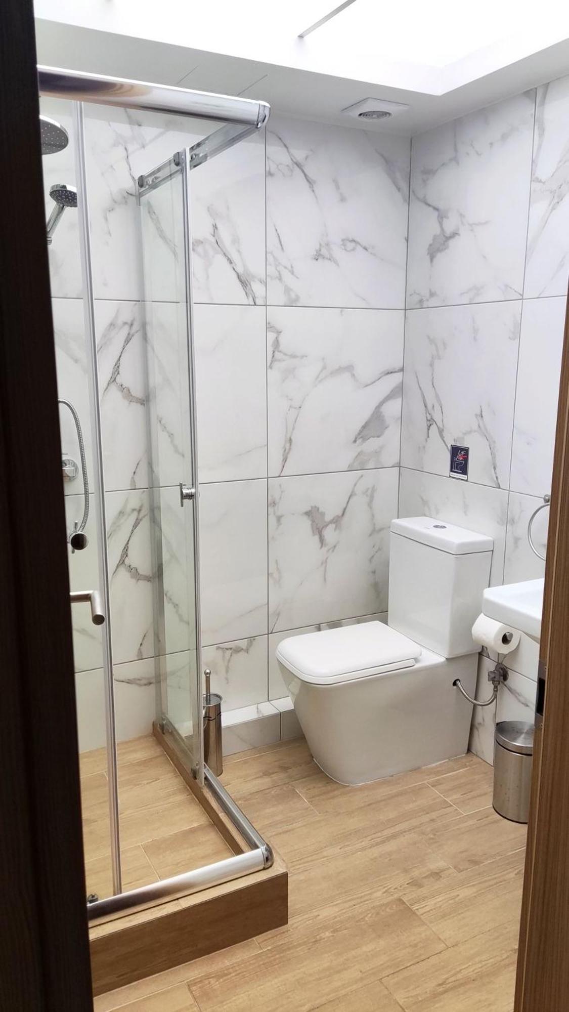 Ermou Downtown Suites By Athens Urban Retreat ภายนอก รูปภาพ