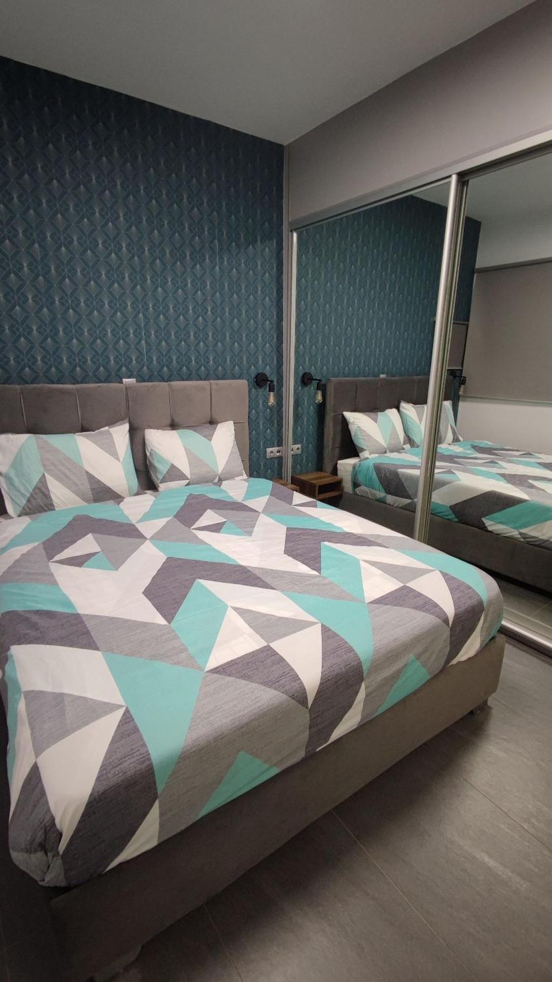 Ermou Downtown Suites By Athens Urban Retreat ภายนอก รูปภาพ