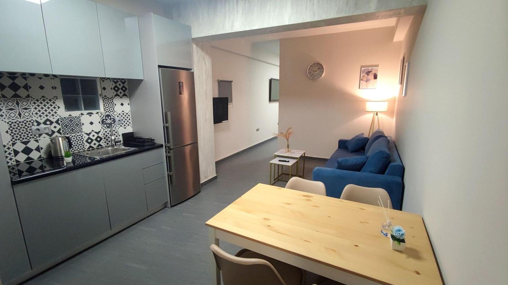 Ermou Downtown Suites By Athens Urban Retreat ภายนอก รูปภาพ